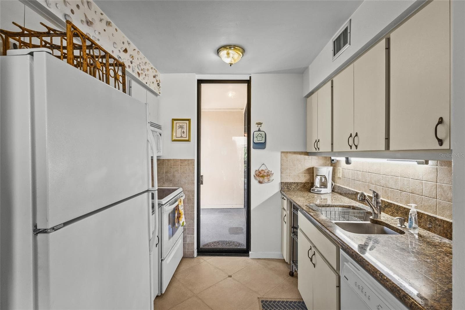 Condominium at 3033 WILLOW GRN #10, SARASOTA, photo 15 of 45