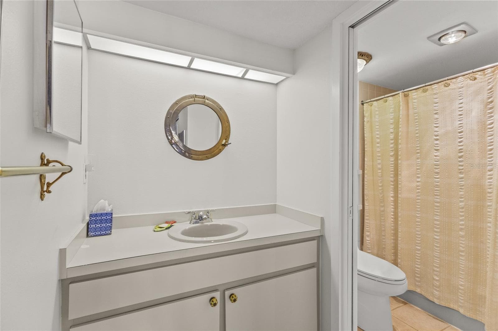 Condominium at 3033 WILLOW GRN #10, SARASOTA, photo 17 of 45