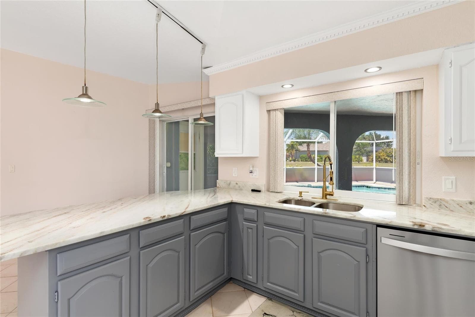 Single Family Residence at 25332 RAMPART BLVD, PUNTA GORDA, photo 13 of 49