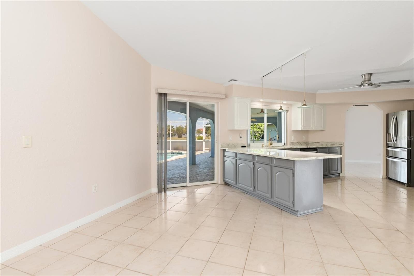 Single Family Residence at 25332 RAMPART BLVD, PUNTA GORDA, photo 14 of 49