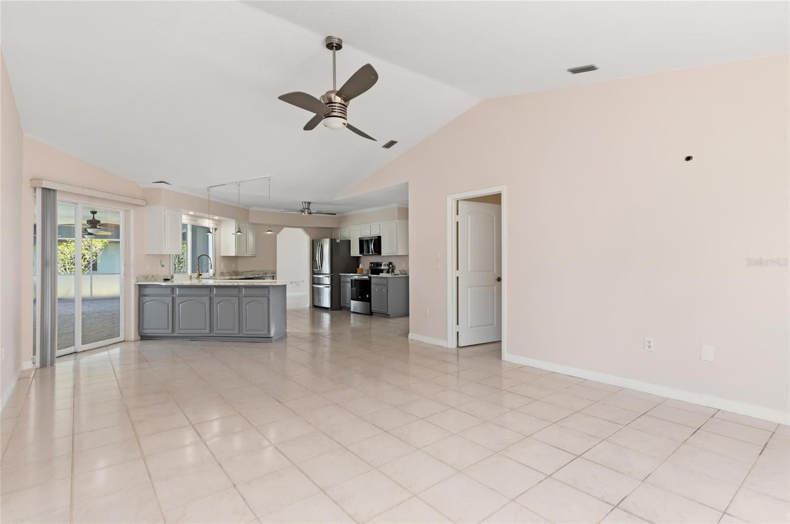 Single Family Residence at 25332 RAMPART BLVD, PUNTA GORDA, photo 20 of 49