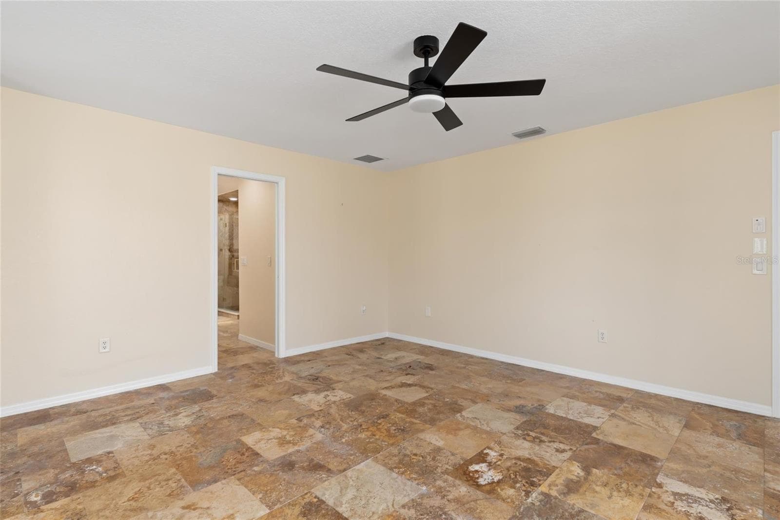 Single Family Residence at 25332 RAMPART BLVD, PUNTA GORDA, photo 24 of 49