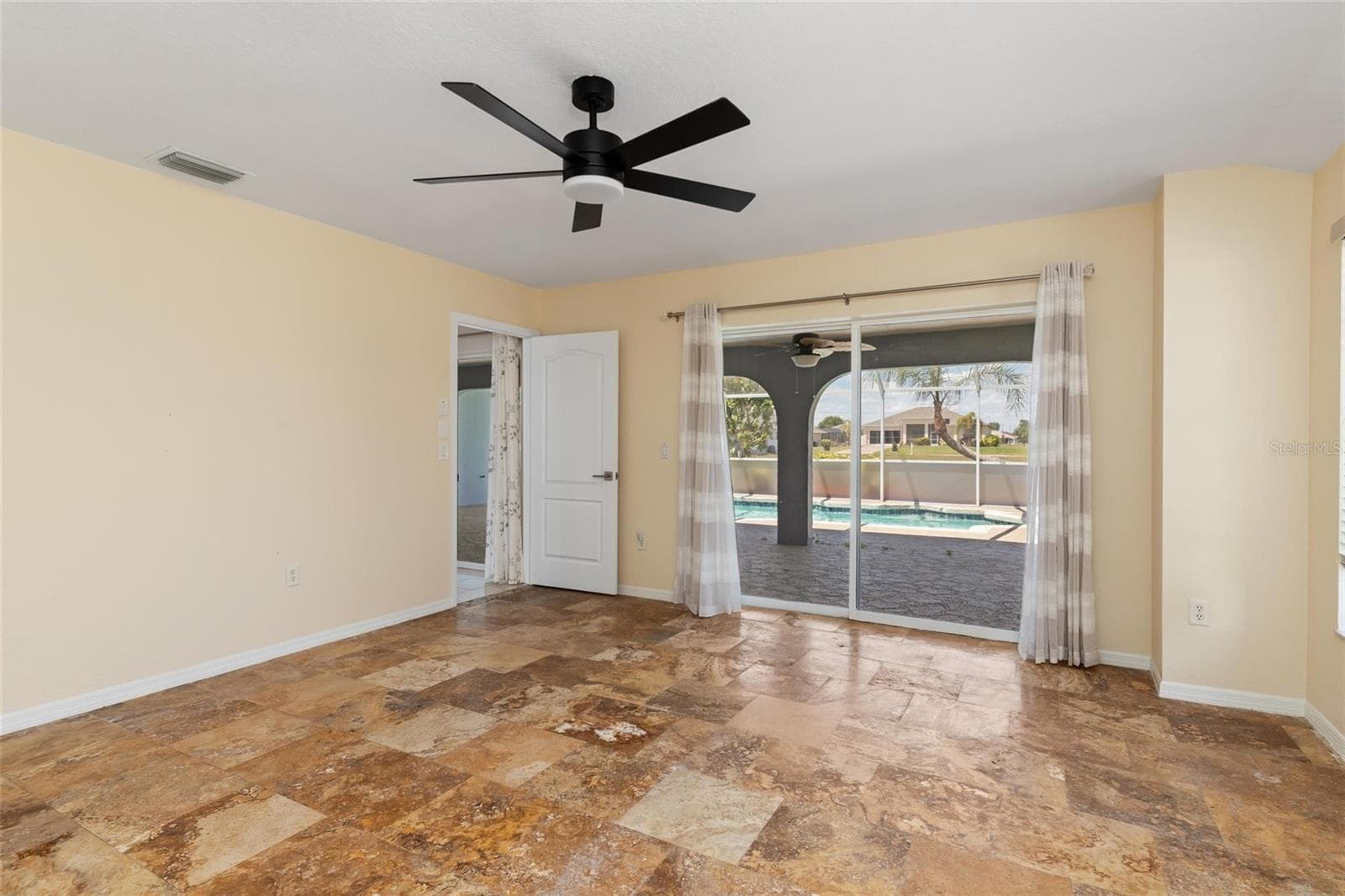 Single Family Residence at 25332 RAMPART BLVD, PUNTA GORDA, photo 25 of 49