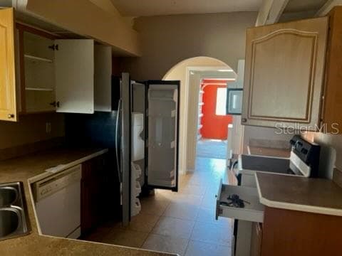 Single Family Residence at 220 PALMETTO CIR NE, PORT CHARLOTTE, photo 4 of 14