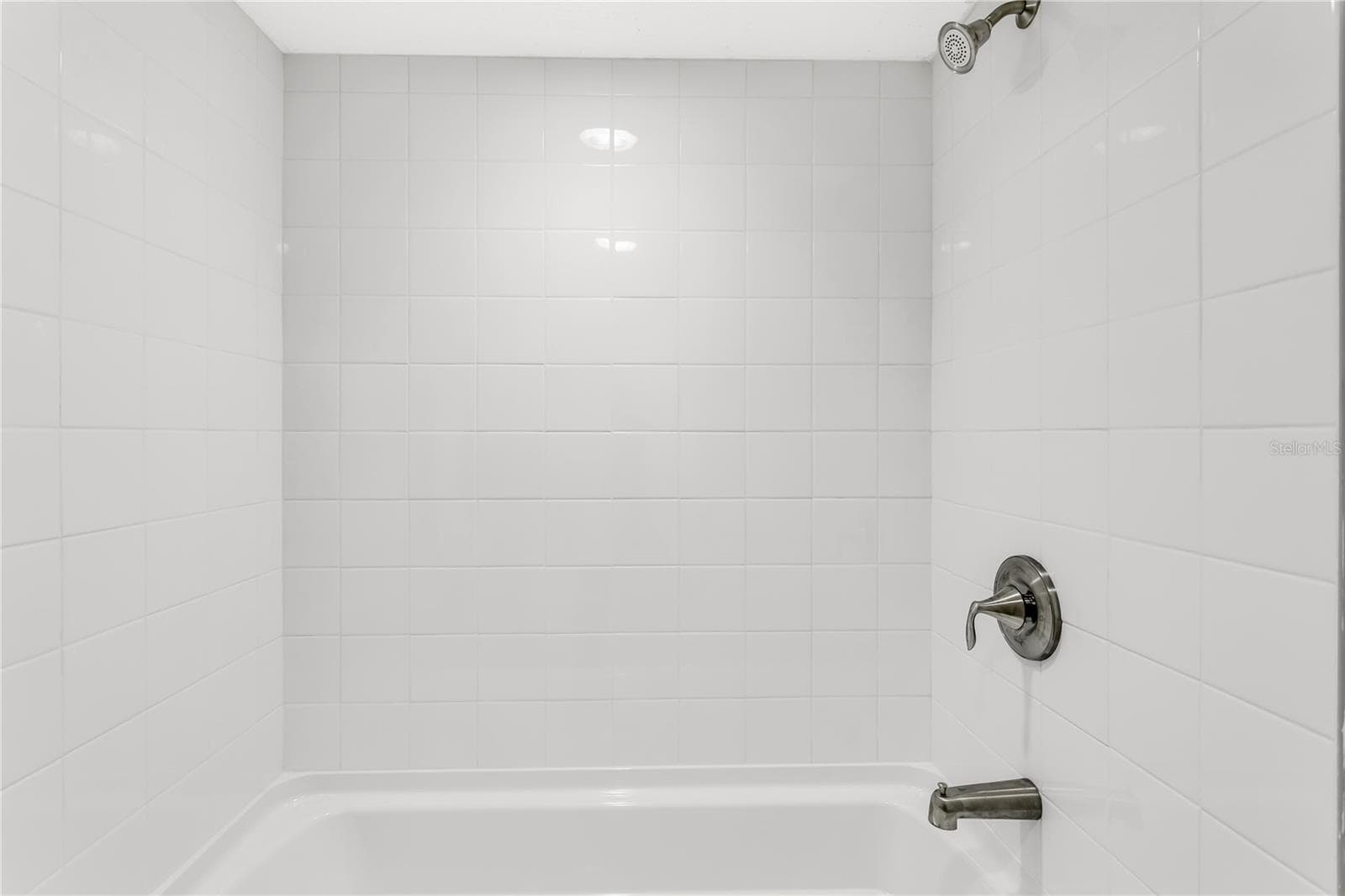 Condominium at 450 TREASURE ISLAND CSWY #104, TREASURE ISLAND, photo 13 of 36