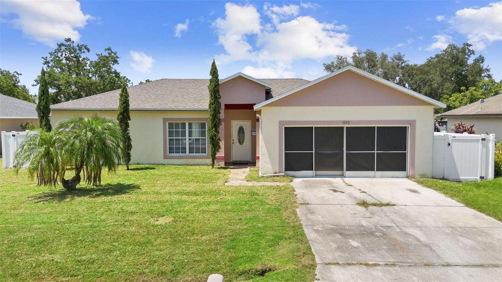Single Family Residence at 1040 CANNOCK DR, KISSIMMEE, photo 2 of 38