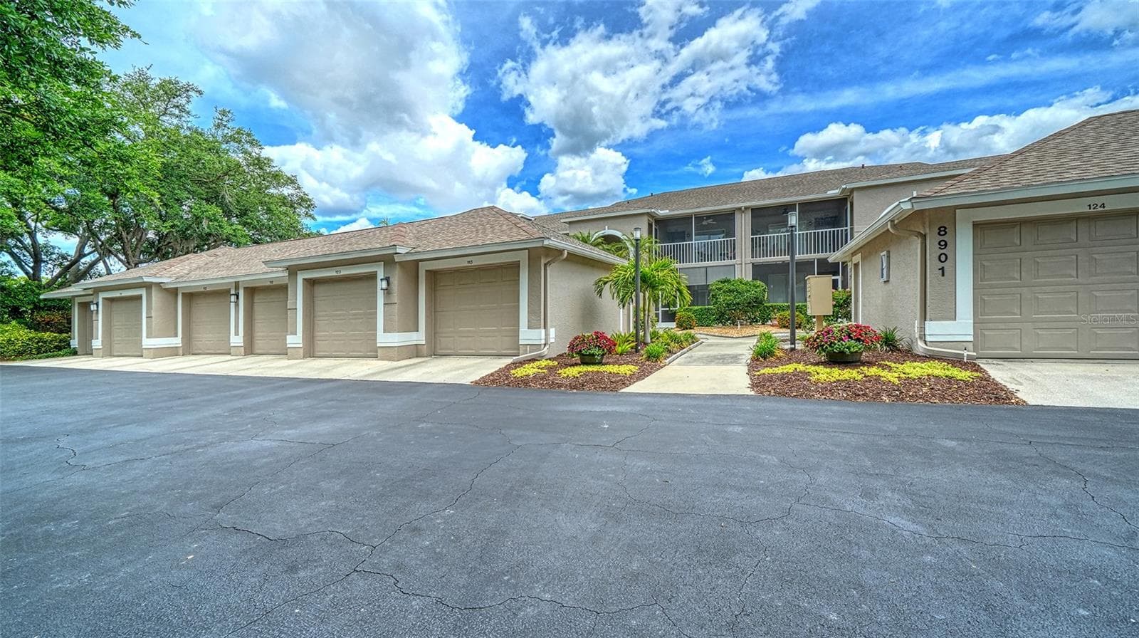 8901 VERANDA WAY #111