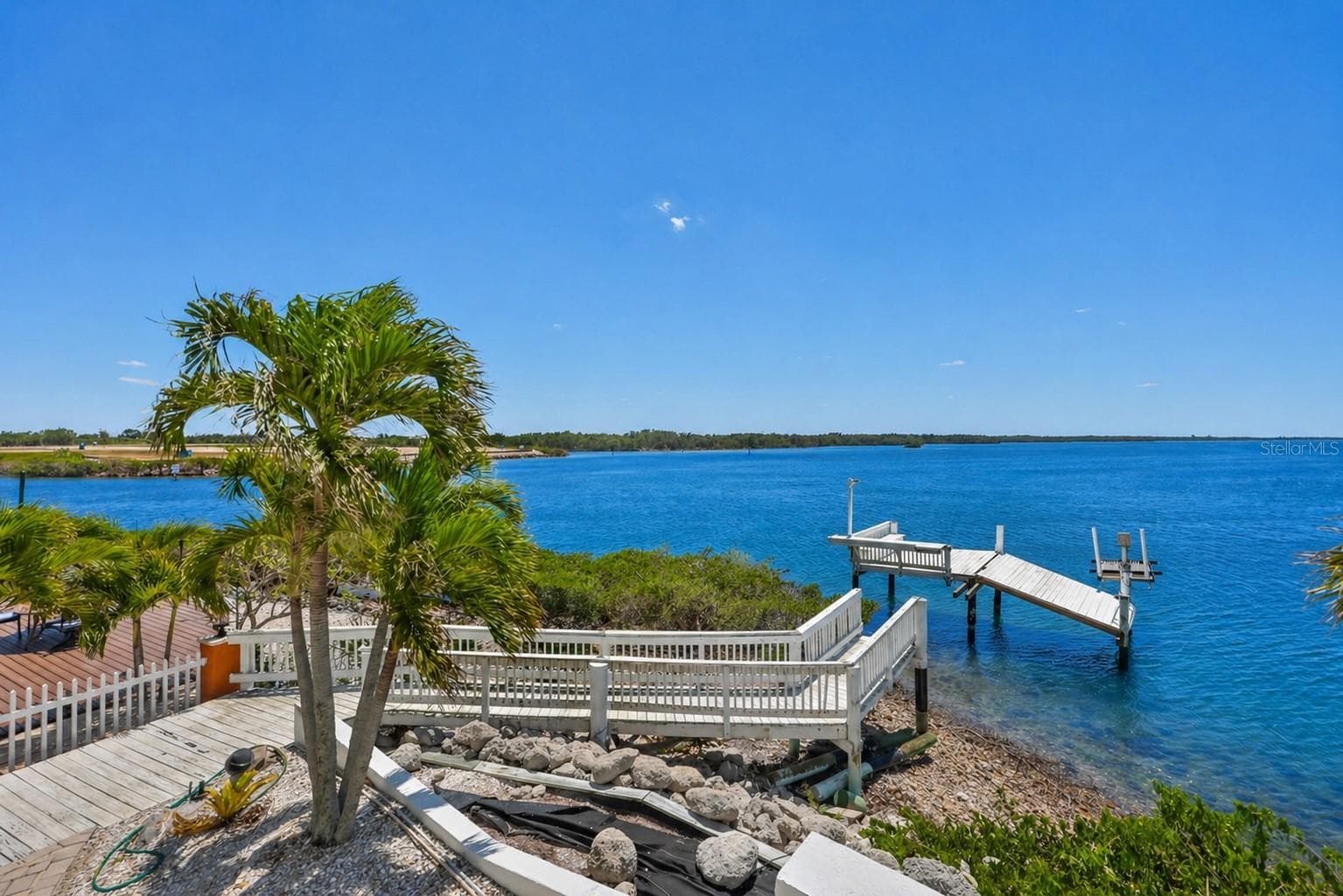 Single Family Residence at 1021 SYMPHONY ISLES BLVD, APOLLO BEACH, photo 56 of 71