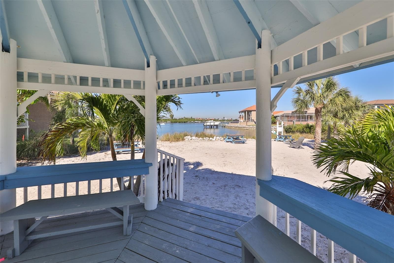 Single Family Residence at 1021 SYMPHONY ISLES BLVD, APOLLO BEACH, photo 65 of 71