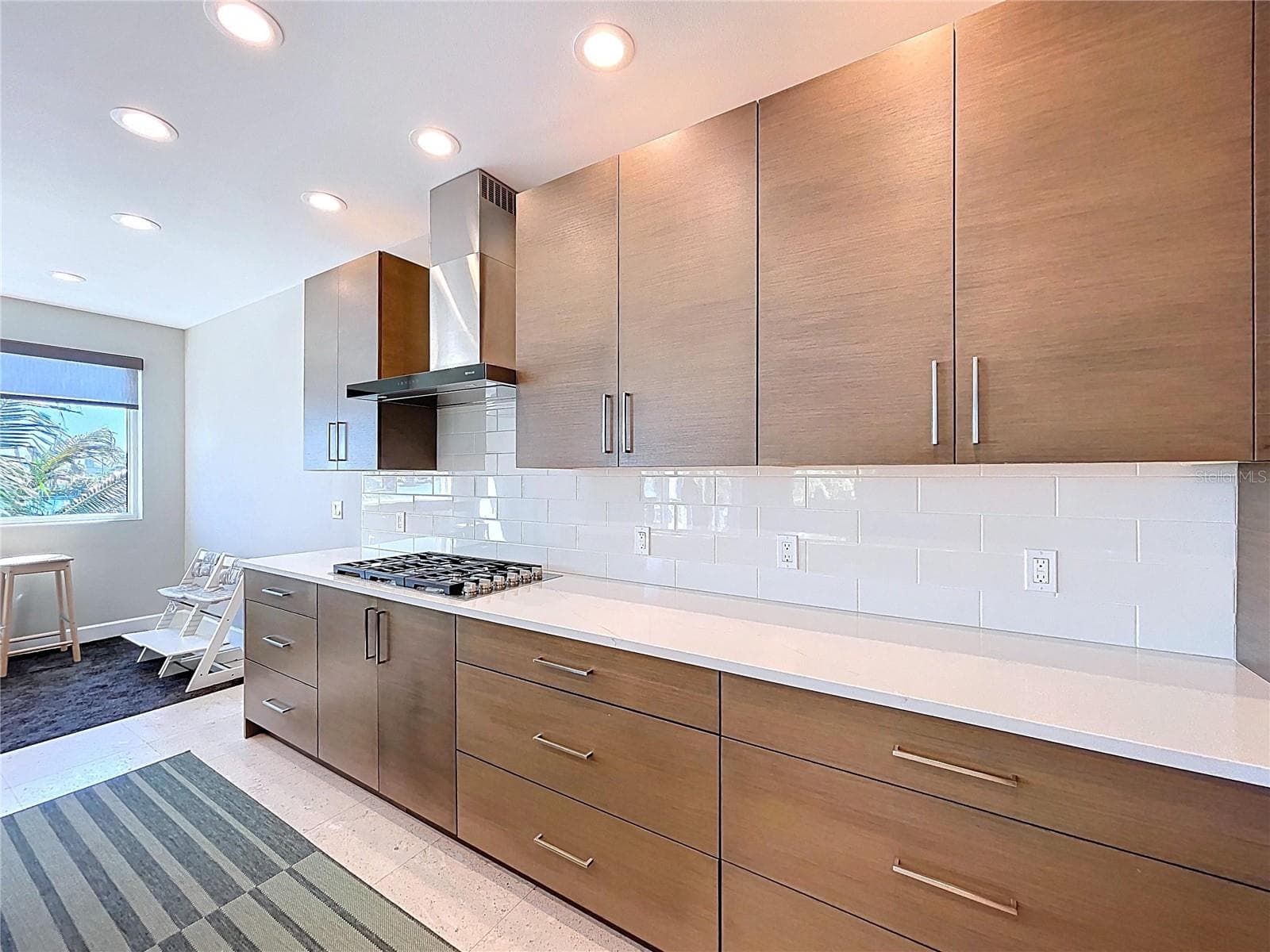 Single Family Residence at 306 BAY PLZ, TREASURE ISLAND, photo 21 of 75