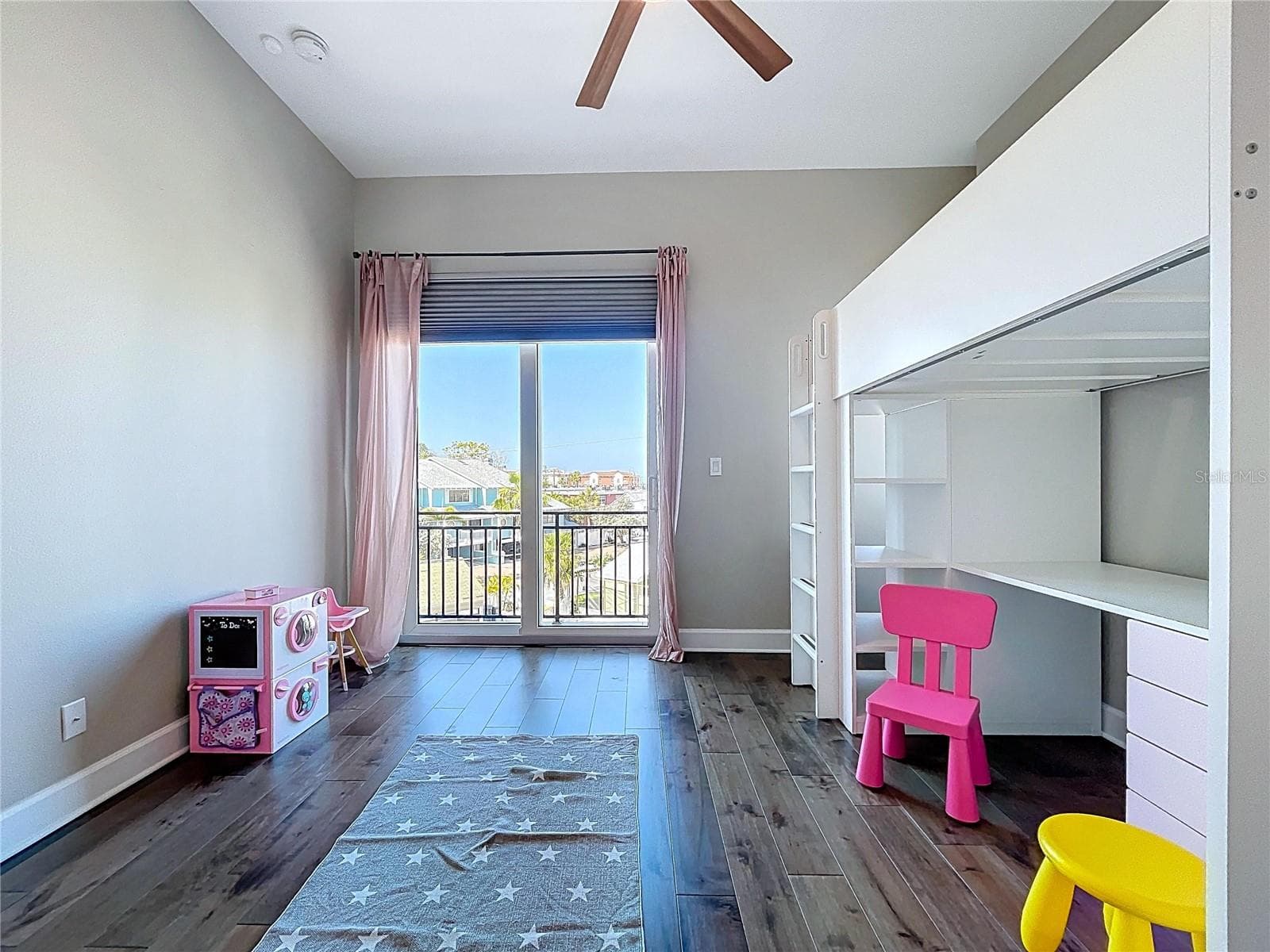 Single Family Residence at 306 BAY PLZ, TREASURE ISLAND, photo 37 of 75