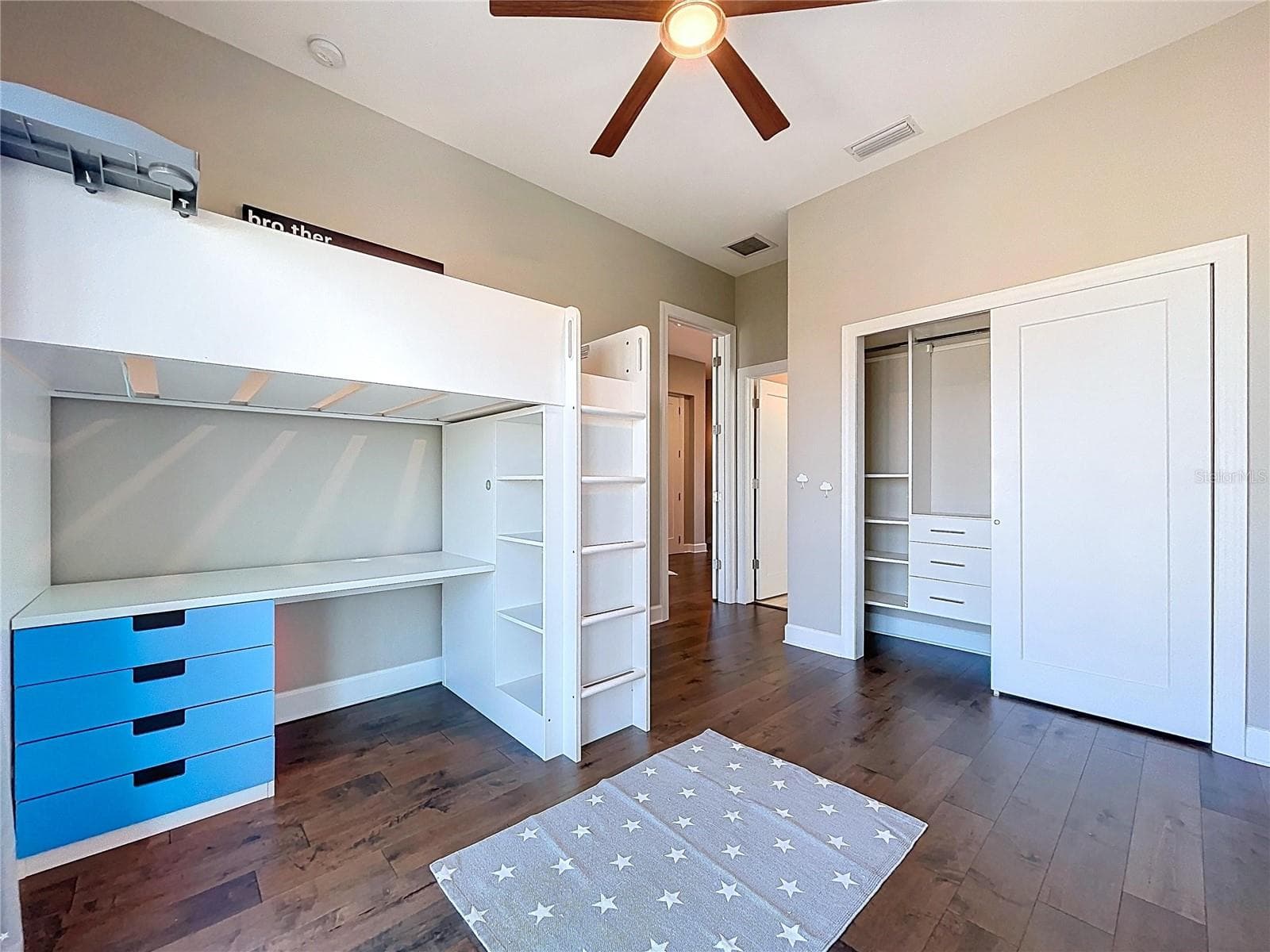 Single Family Residence at 306 BAY PLZ, TREASURE ISLAND, photo 41 of 75
