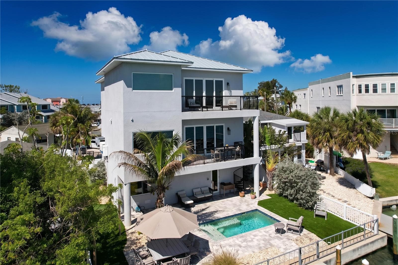 Single Family Residence at 306 BAY PLZ, TREASURE ISLAND, photo 64 of 75