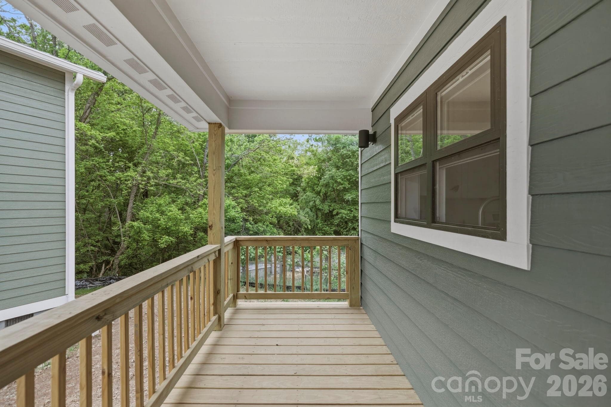 Front deck - 17 Fireside Drive, Asheville