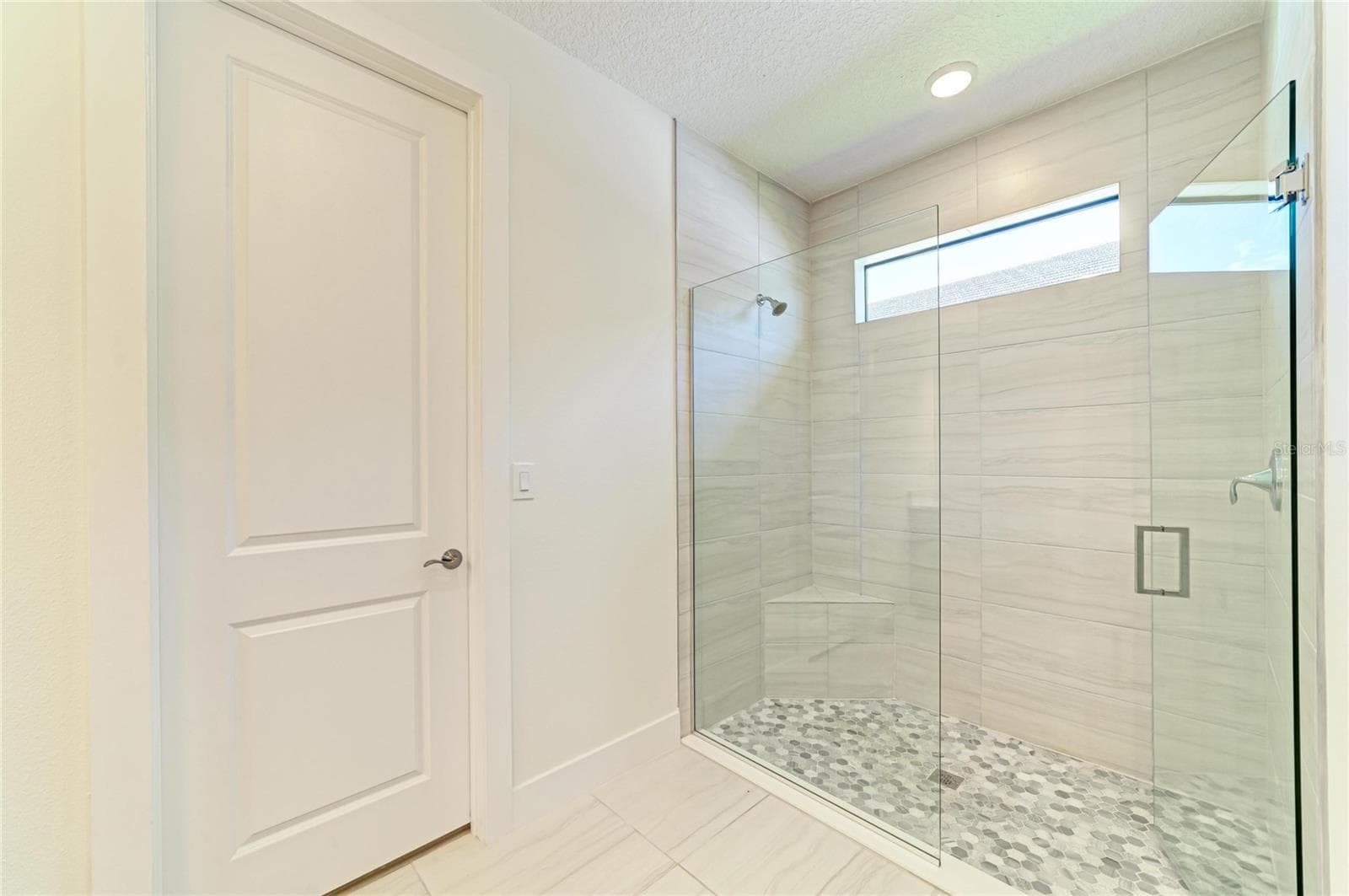 Ugraded shower in Primary - 5290 BARNETT CIR, BRADENTON