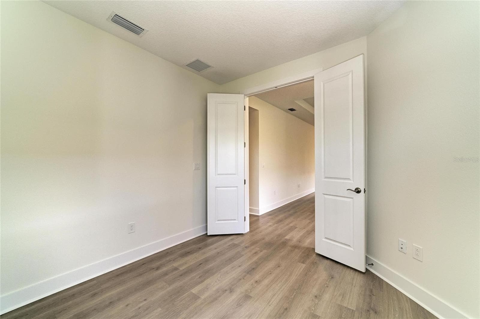 Office Fee with upgraded privacy doors - 5290 BARNETT CIR, BRADENTON