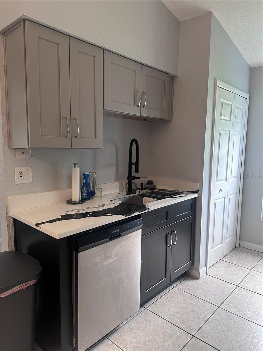 Mixed Use at PRATHERS FOURTH ROYAL, ST PETERSBURG, photo 5 of 27