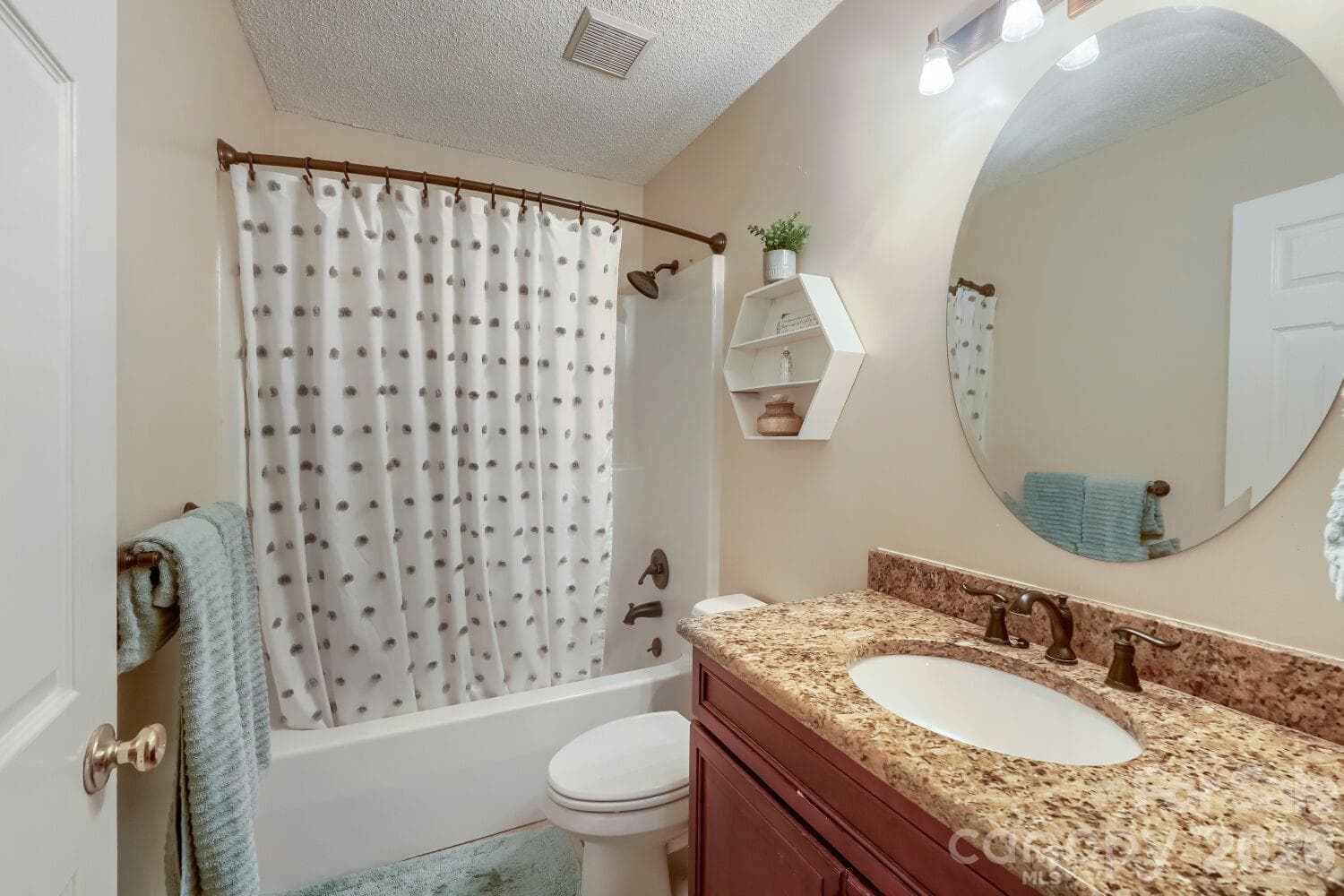 Single Family Residence at 120 Brittany Way, Salisbury, photo 24 of 27