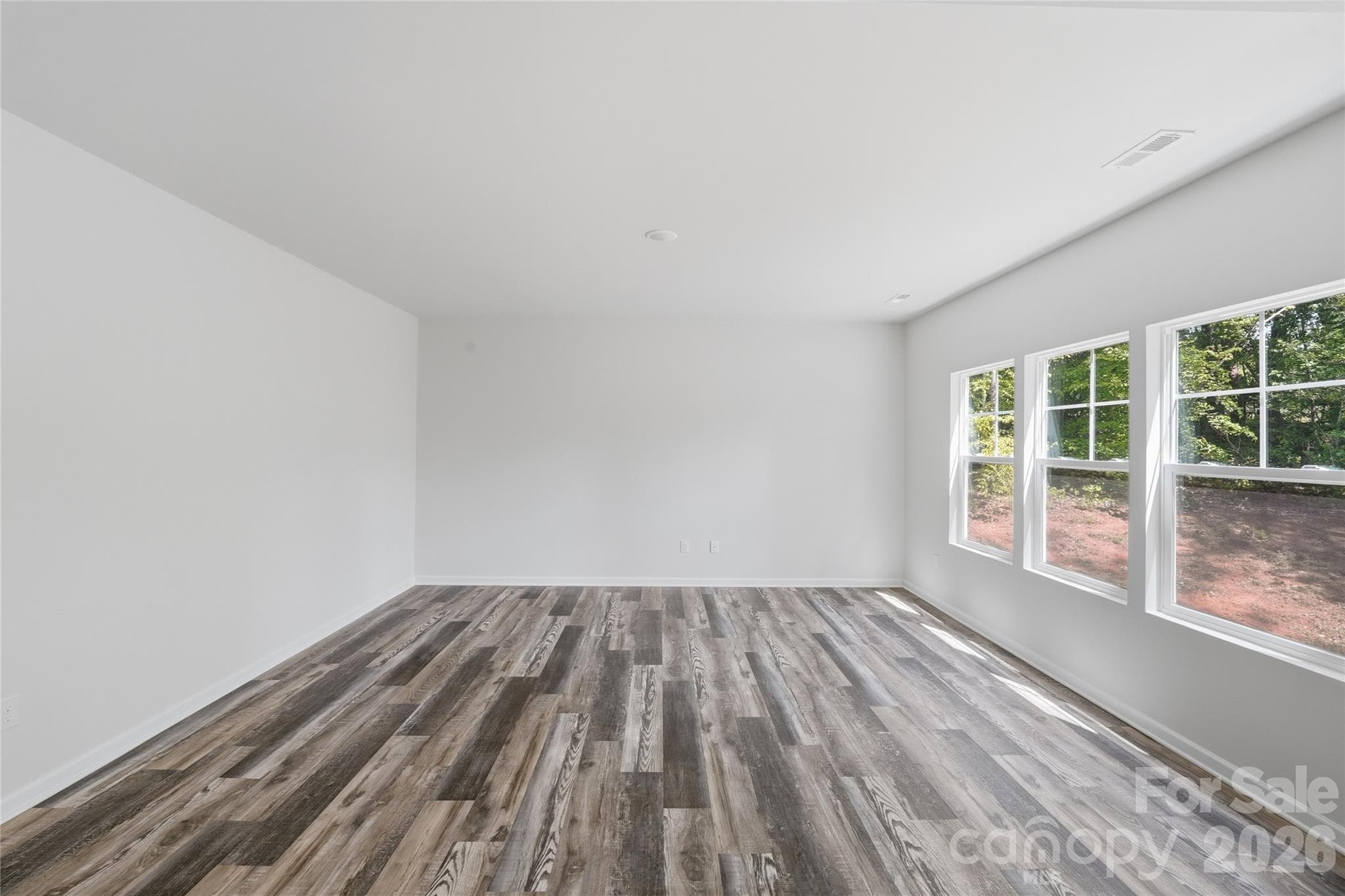 Single Family Residence at Hickory, photo 2 of 37