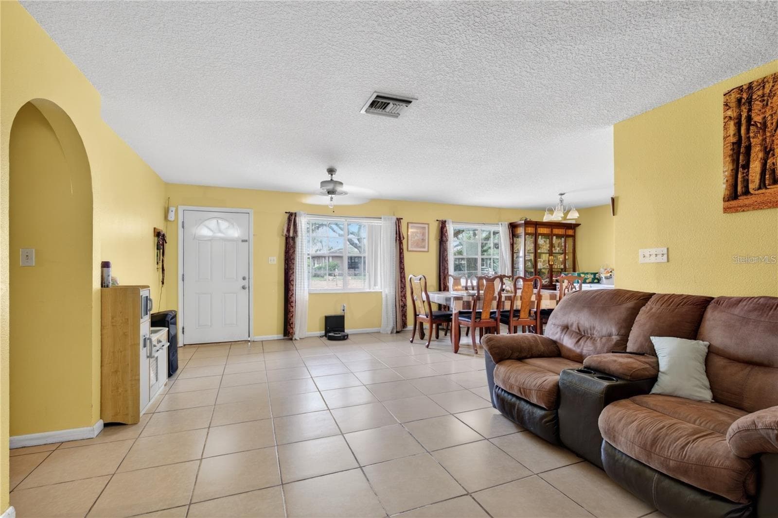 Front Entrance view from the Greatroom - 1400 N SIMPSON ST, MOUNT DORA