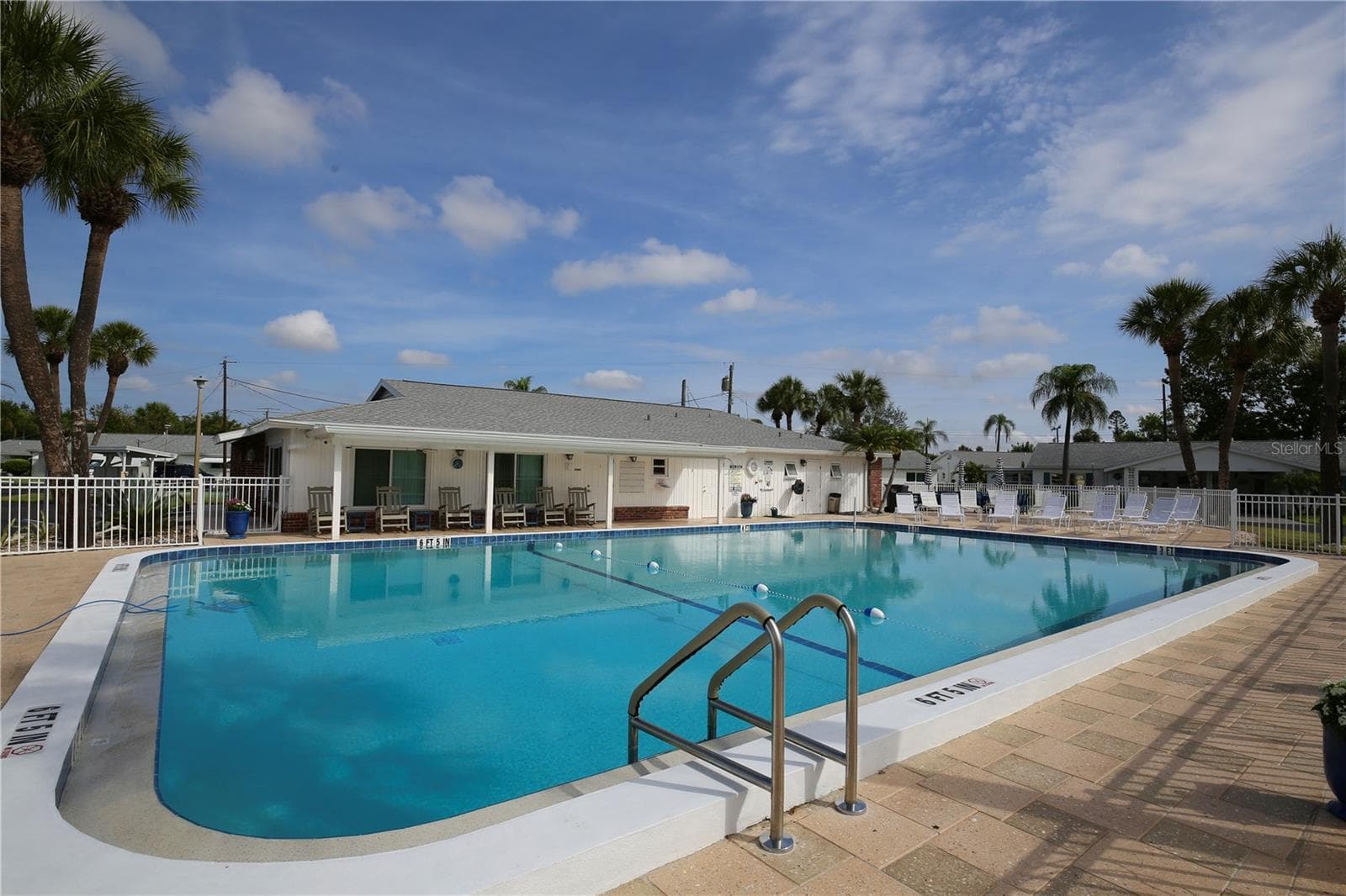 Condominium at 2217 HOPKINS DR W #2217, BRADENTON, photo 13 of 15