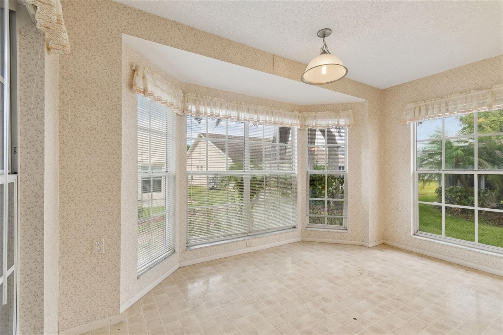 Single Family Residence at 4643 SANDPOINTE DR, NEW PORT RICHEY, photo 15 of 32