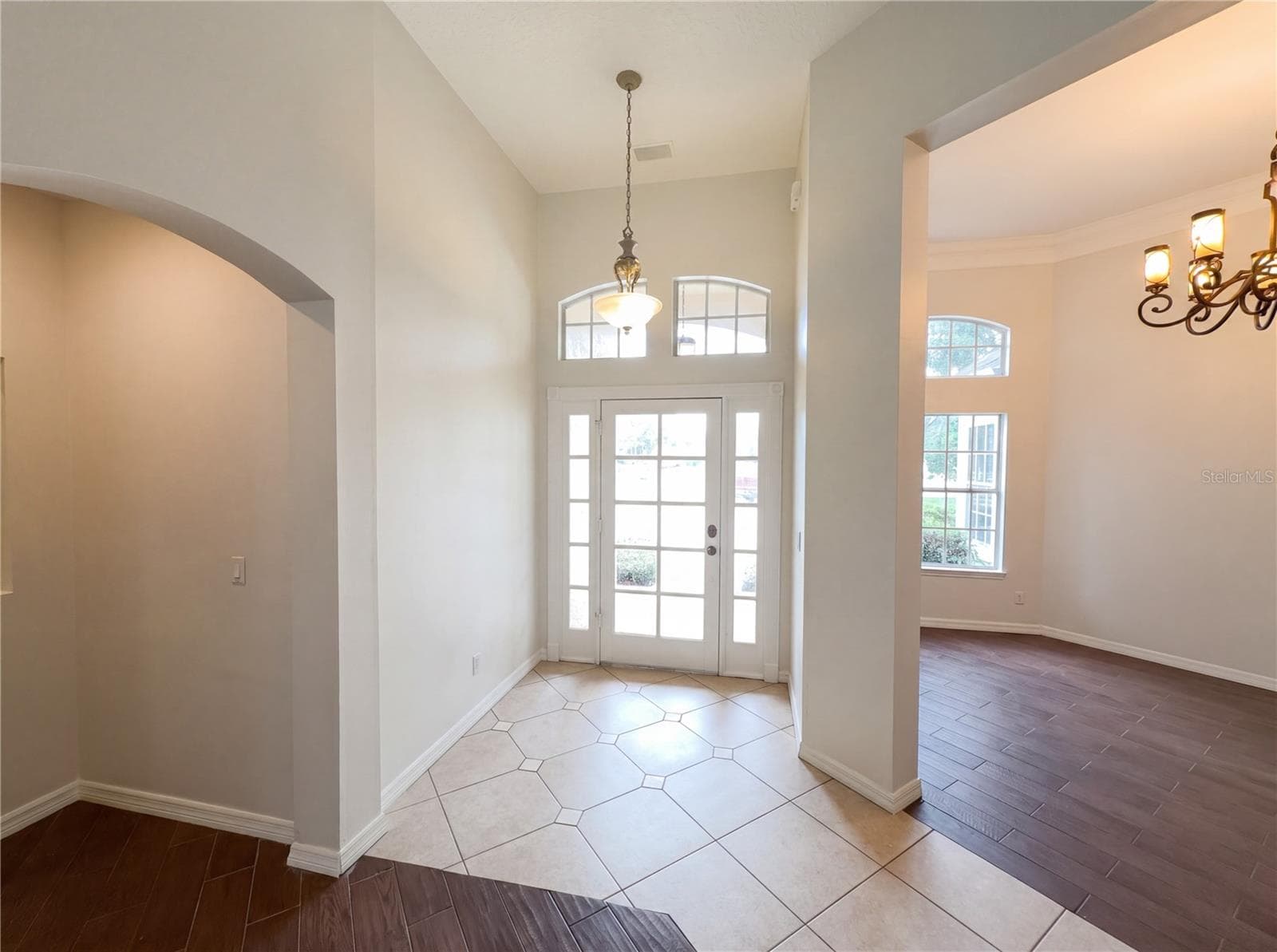 Single Family Residence at 680 MACGLENROSS DR, OVIEDO, photo 3 of 28