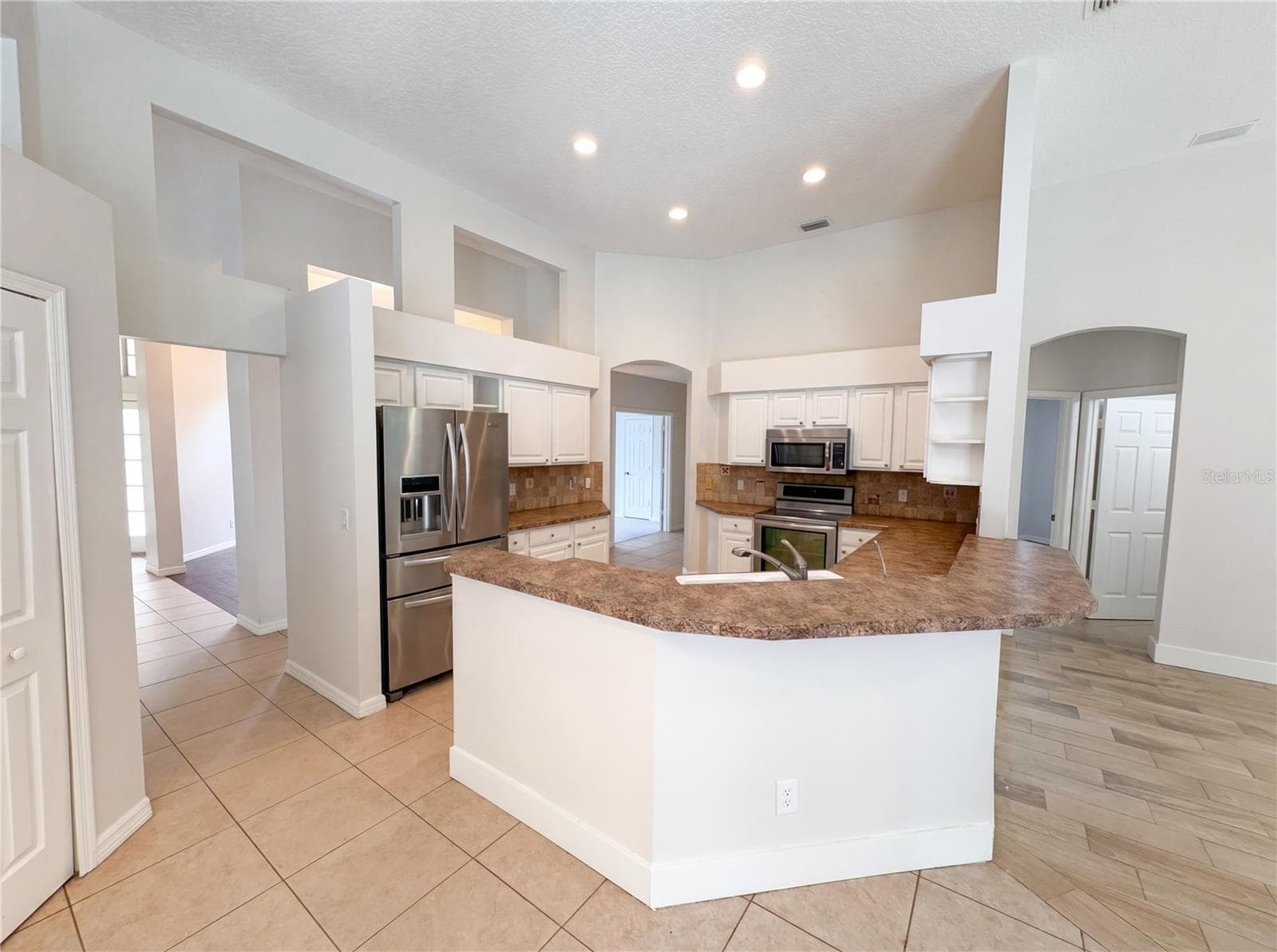 Single Family Residence at 680 MACGLENROSS DR, OVIEDO, photo 9 of 28