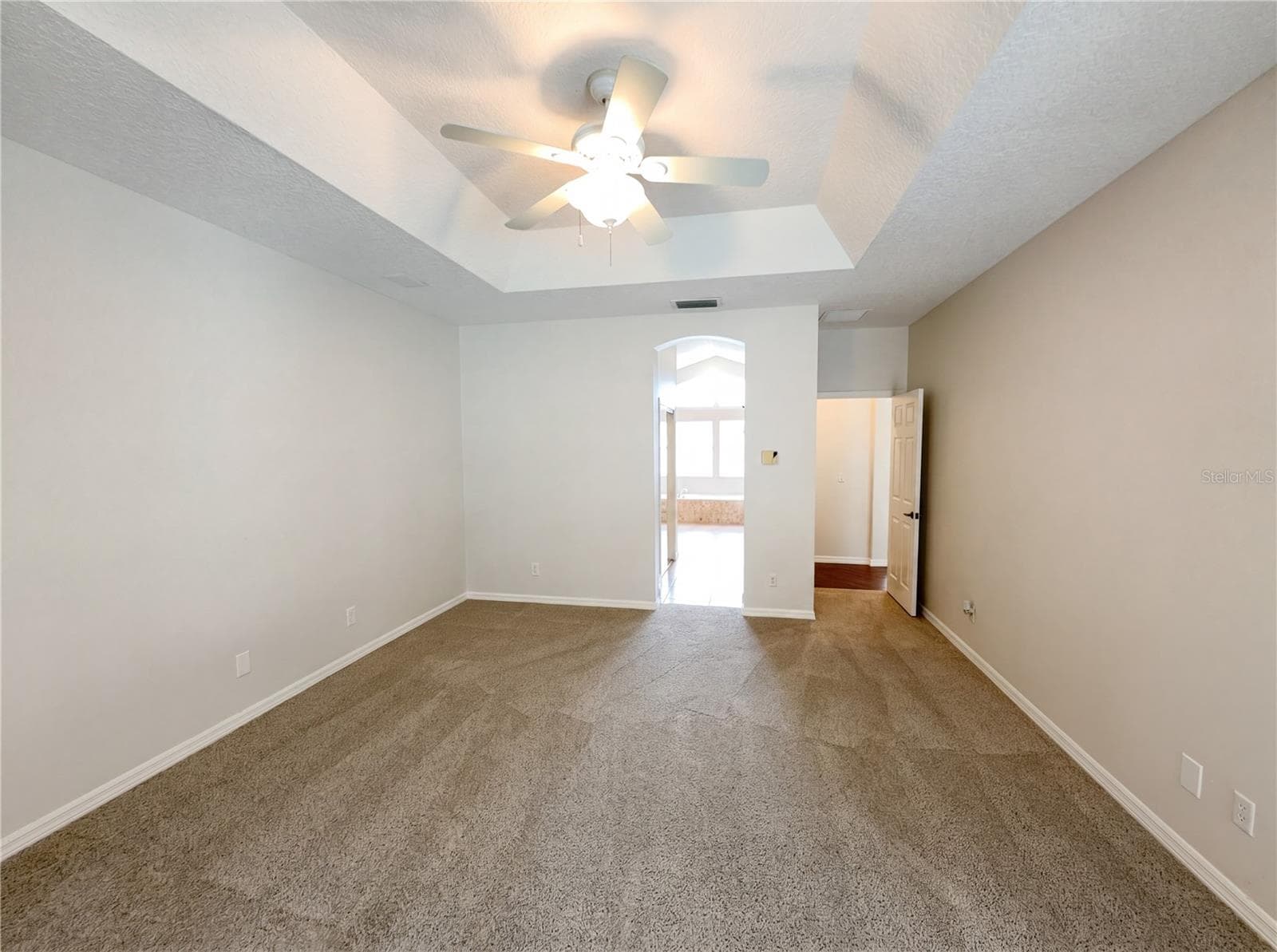 Single Family Residence at 680 MACGLENROSS DR, OVIEDO, photo 13 of 28