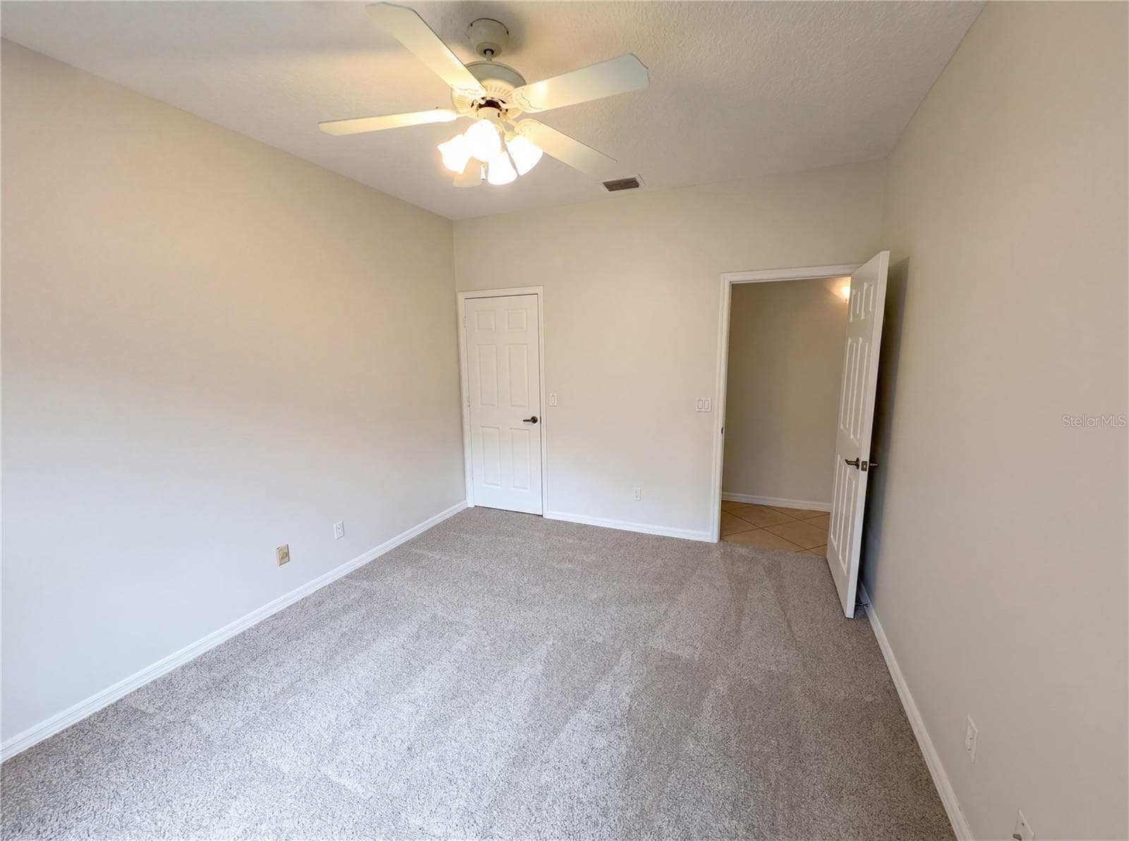 Single Family Residence at 680 MACGLENROSS DR, OVIEDO, photo 15 of 28