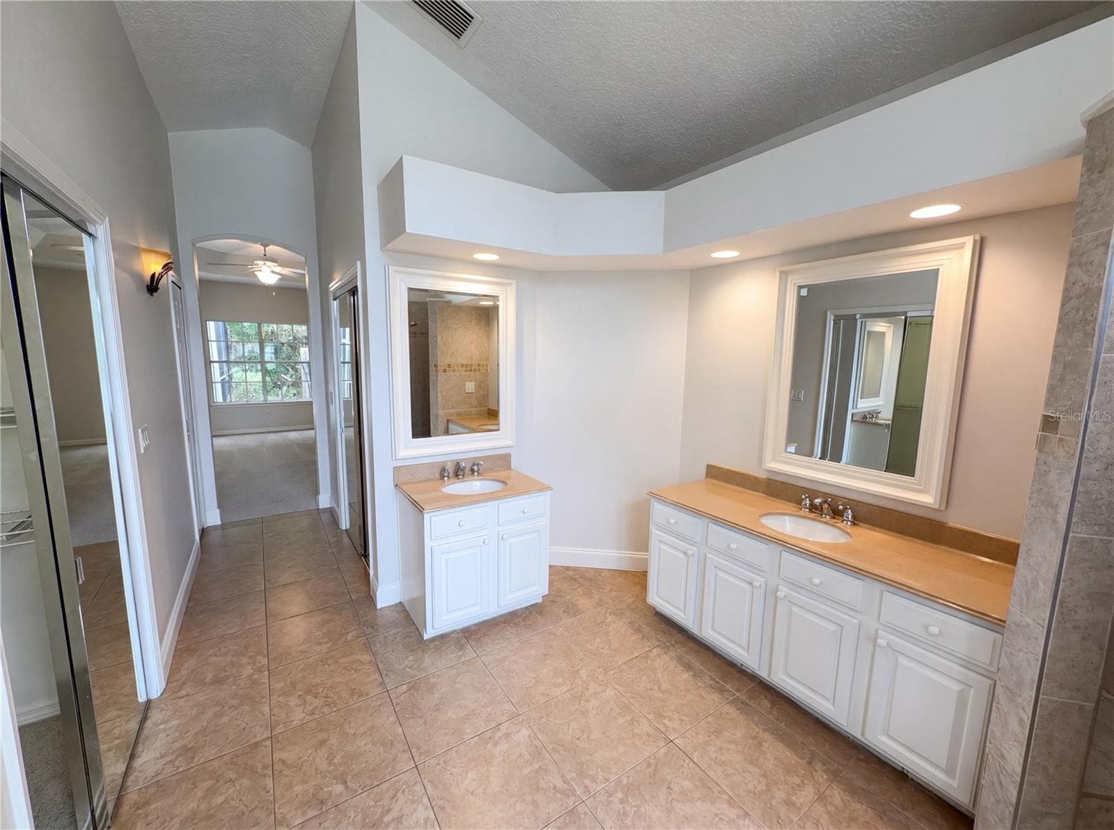 Single Family Residence at 680 MACGLENROSS DR, OVIEDO, photo 19 of 28