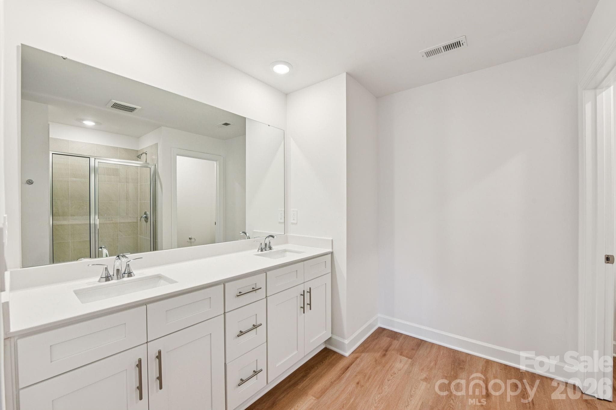 Photo is not of the actual home but is an inspirational photo of builder’s model home and may depict options, furnishings, and/or decorator features that are not included. - Gastonia
