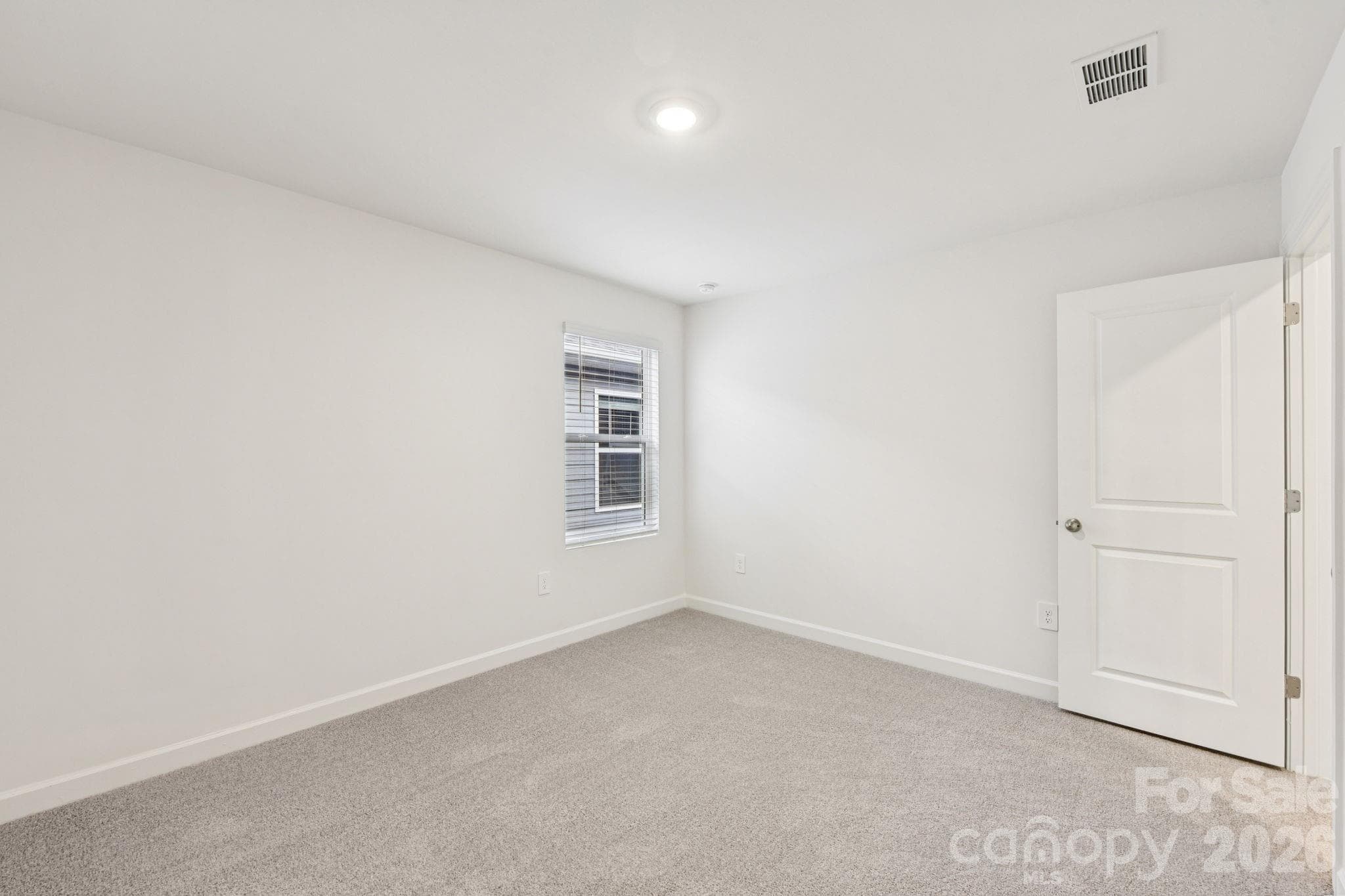 Photo is not of the actual home but is an inspirational photo of builder’s model home and may depict options, furnishings, and/or decorator features that are not included. - Gastonia