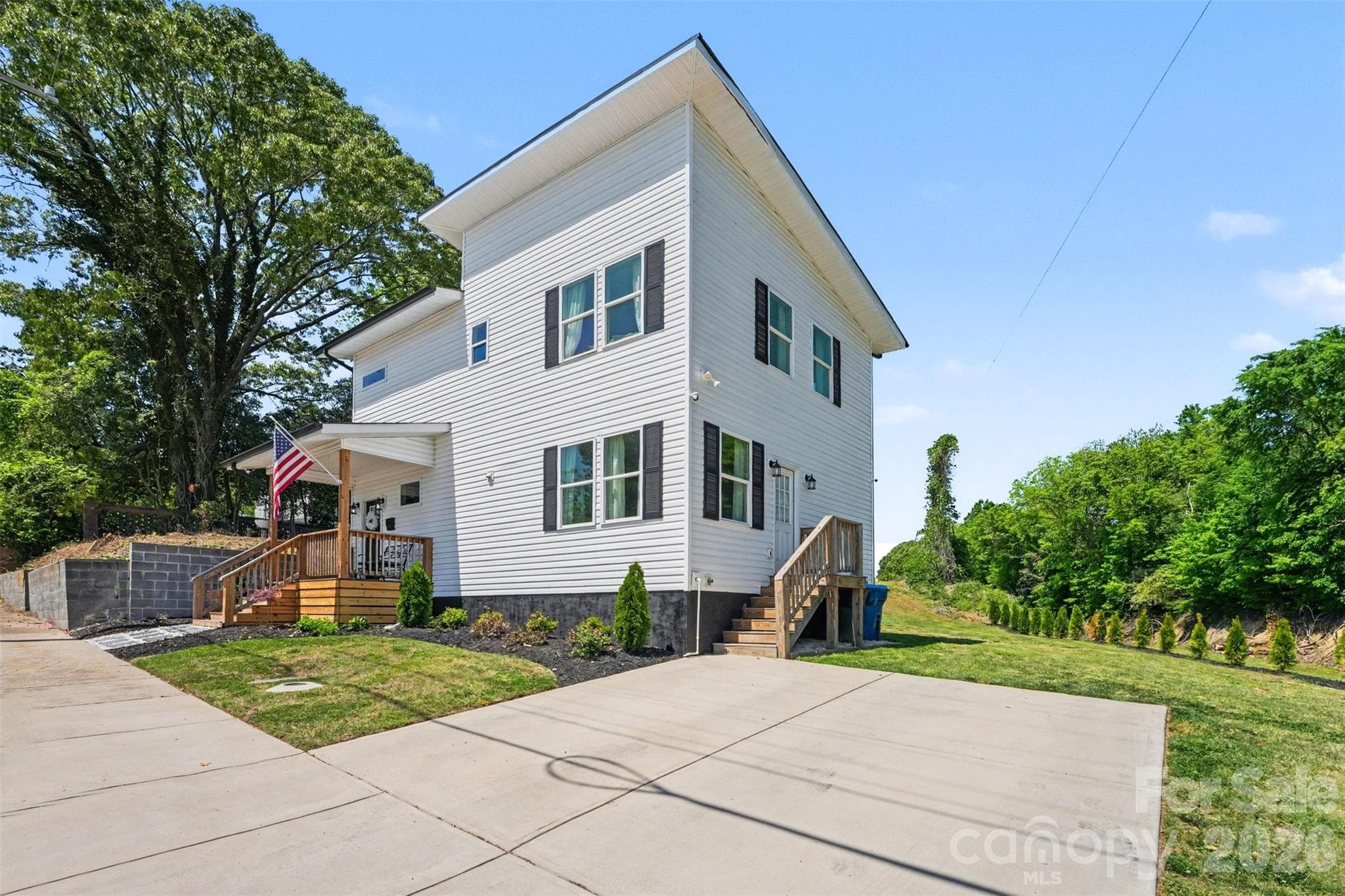Single Family Residence at 430 N Fulton Street, Salisbury, photo 2 of 25