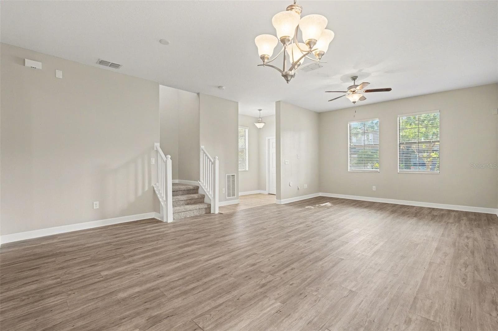 Single Family Residence at 28522 E PLEASANT BAY LOOP, WESLEY CHAPEL, photo 4 of 30