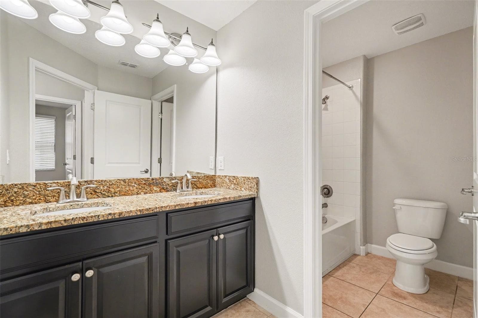 Single Family Residence at 28522 E PLEASANT BAY LOOP, WESLEY CHAPEL, photo 24 of 30