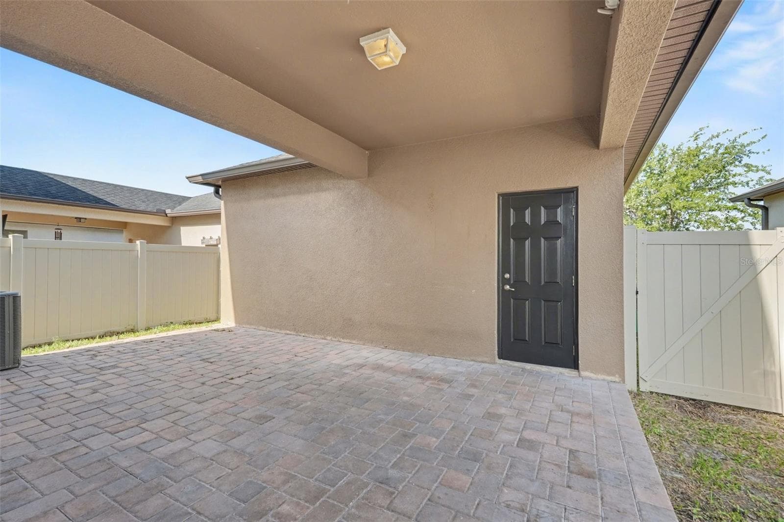 Single Family Residence at 28522 E PLEASANT BAY LOOP, WESLEY CHAPEL, photo 28 of 30