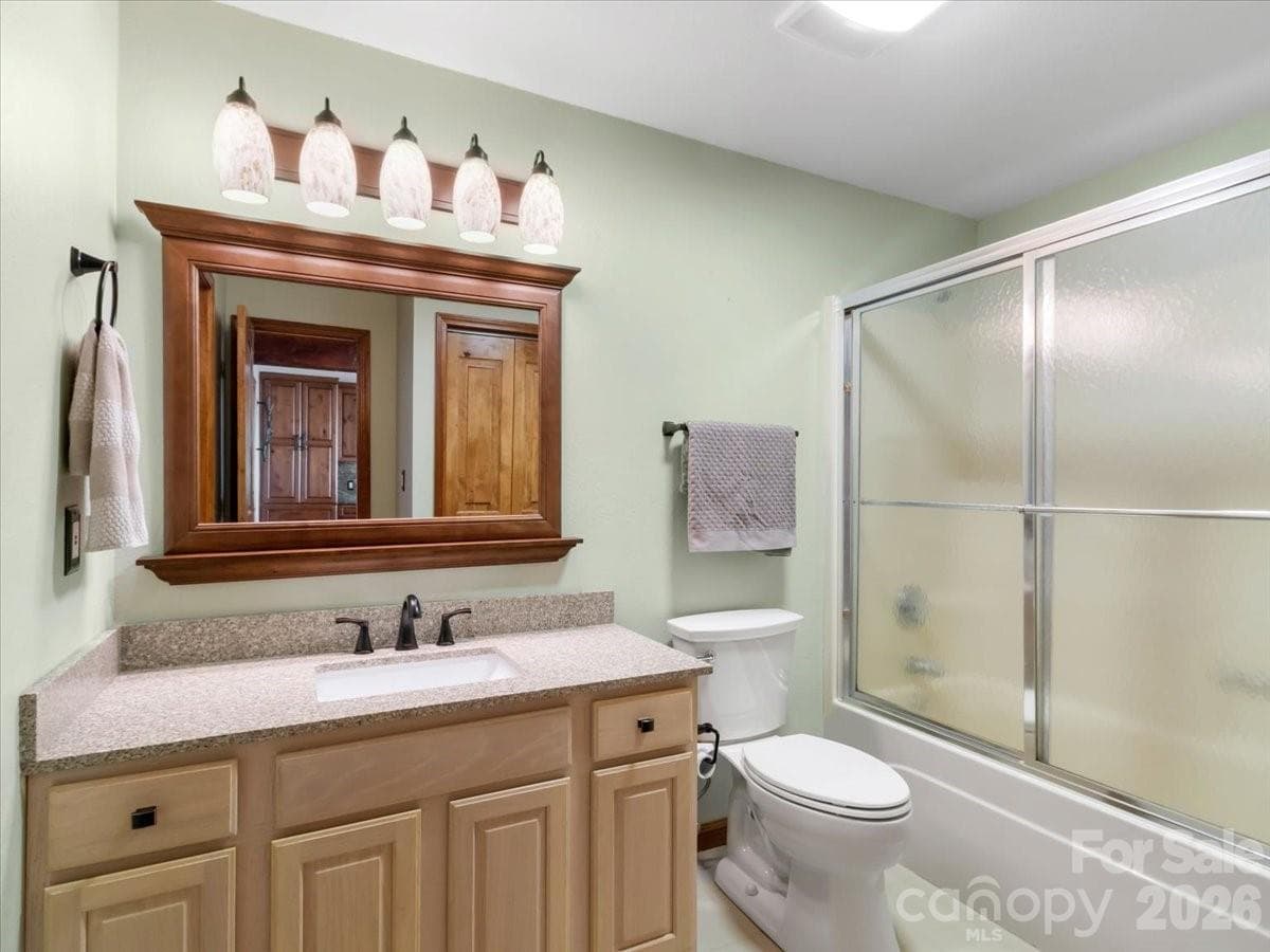 Easy access from bedroom to full bath on mail - 49 Slickrock Ridge Way S, Burnsville