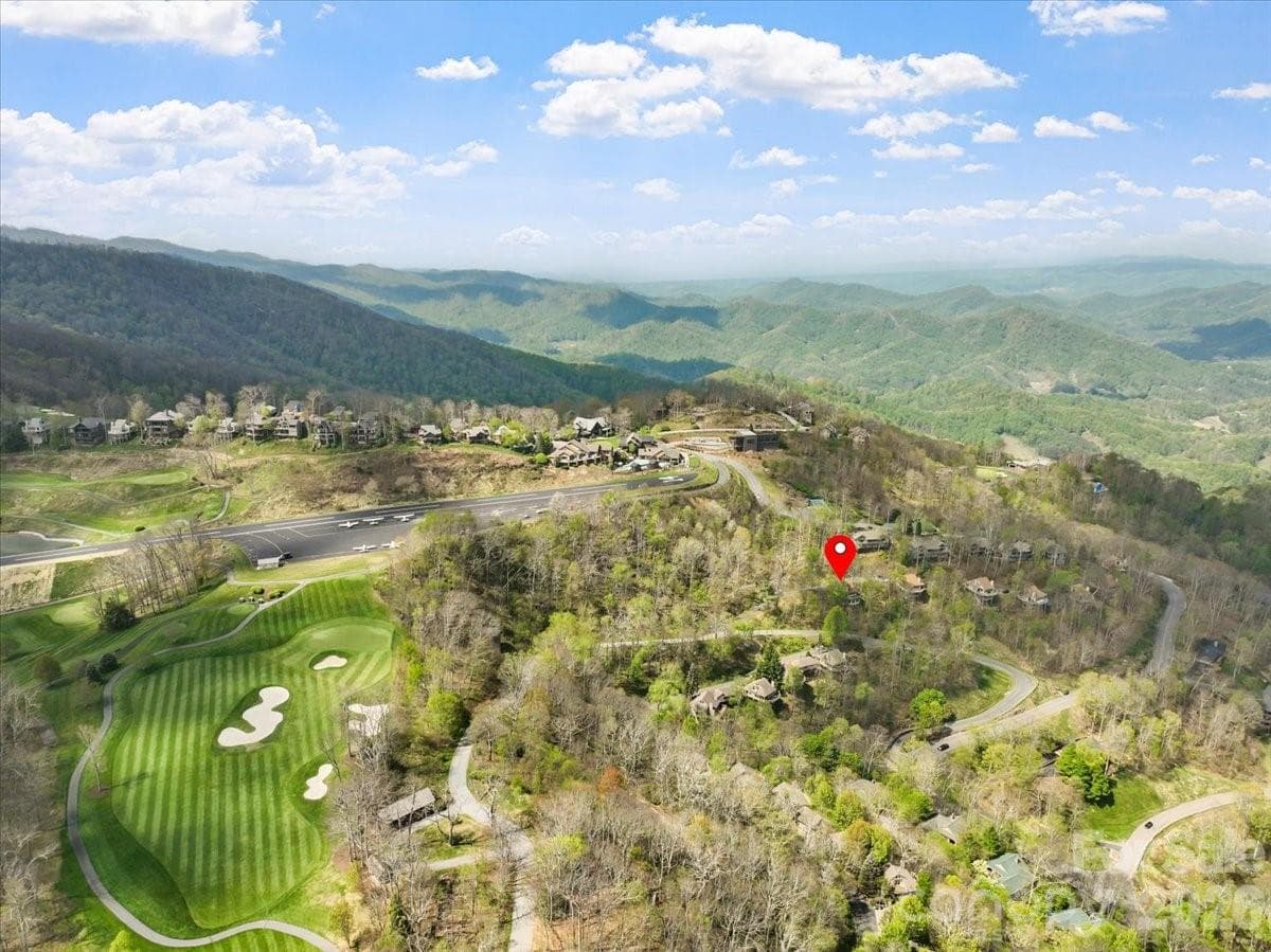 Location, location, location! - 49 Slickrock Ridge Way S, Burnsville
