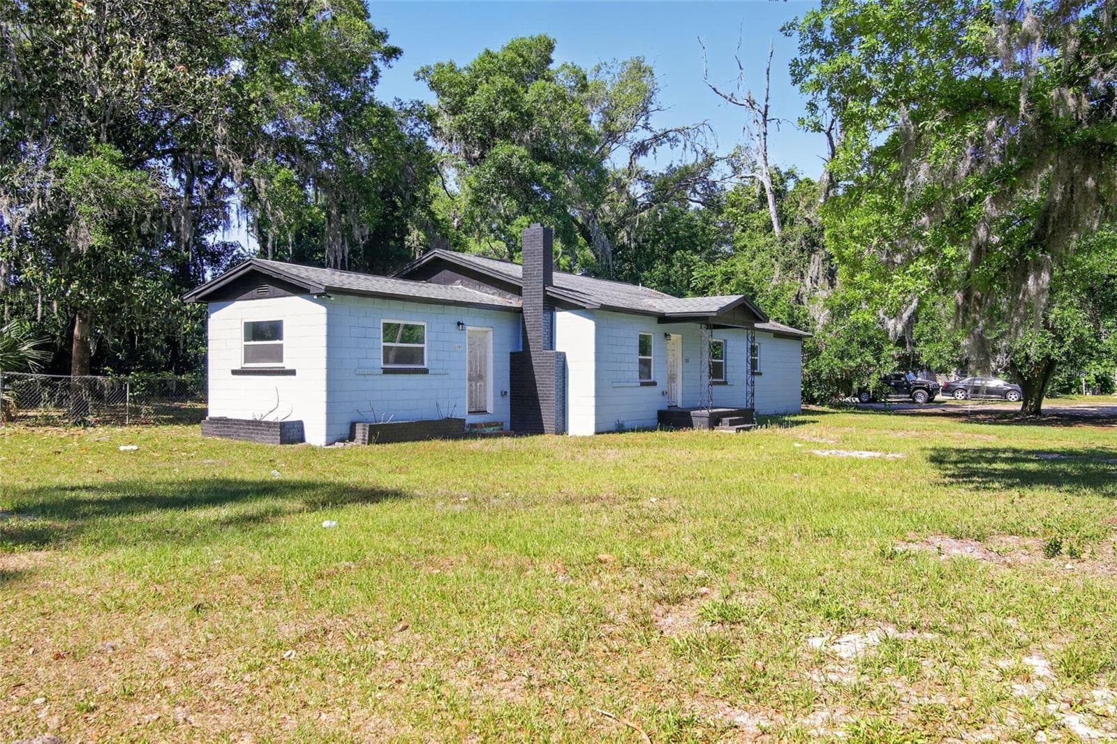 Single Family Residence at 1308 SW 5TH ST, OCALA, photo 2 of 30