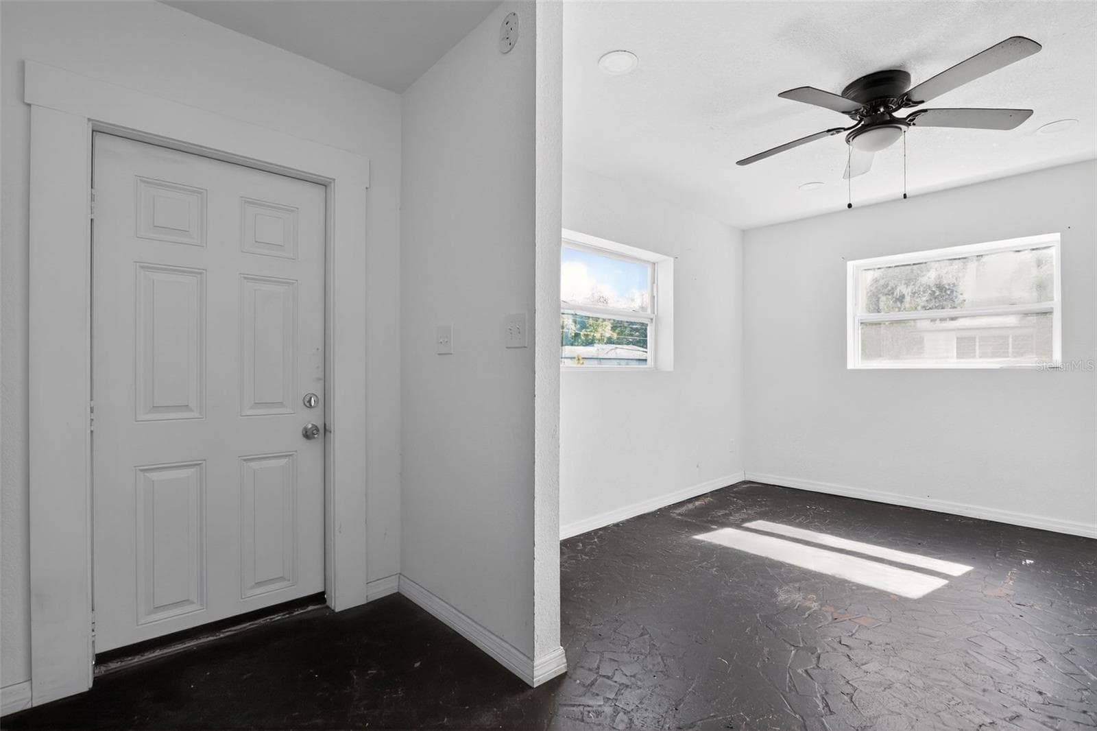 Single Family Residence at 1308 SW 5TH ST, OCALA, photo 6 of 30