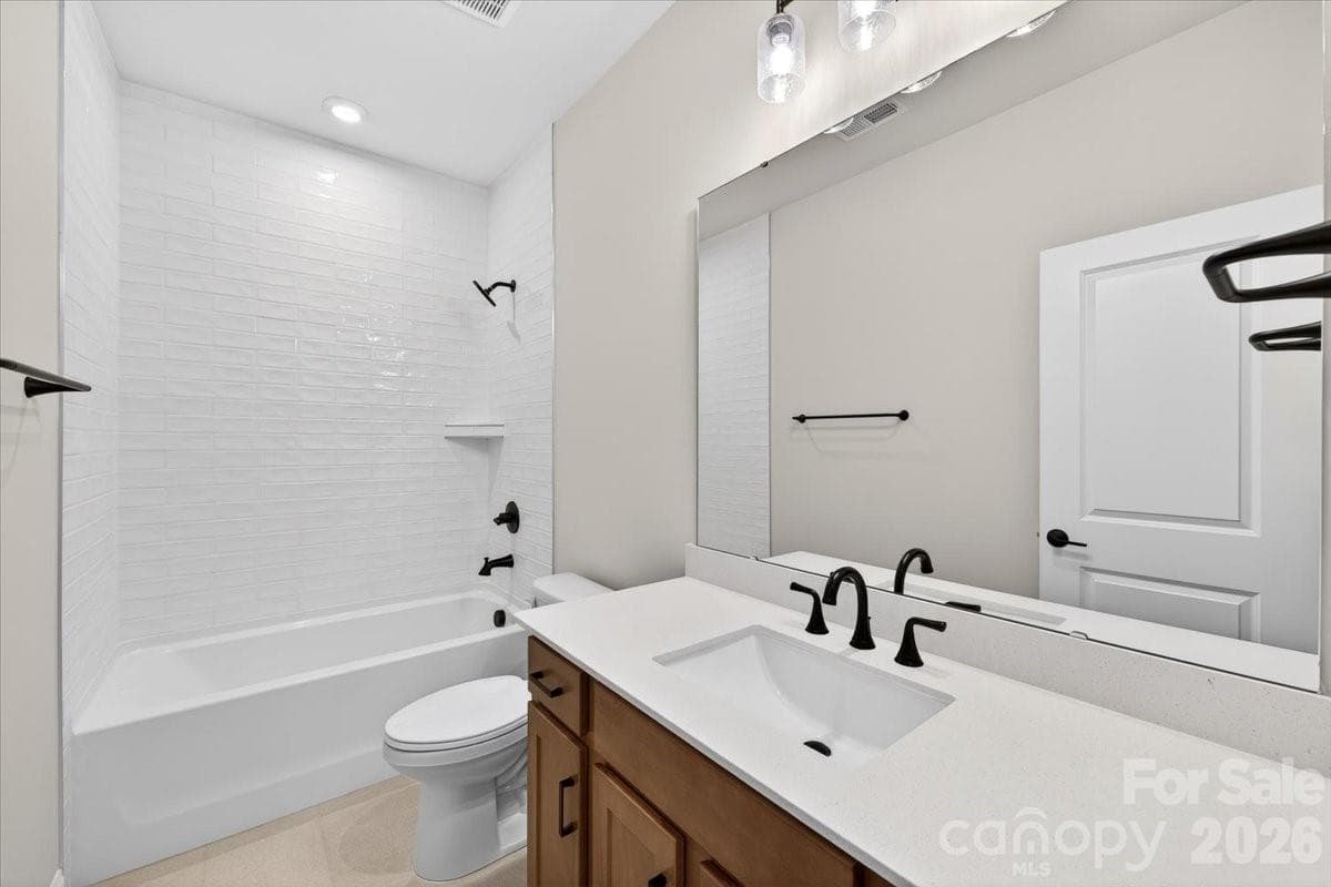 Secondary bathroom - 420 Old Town Village Road, Waxhaw