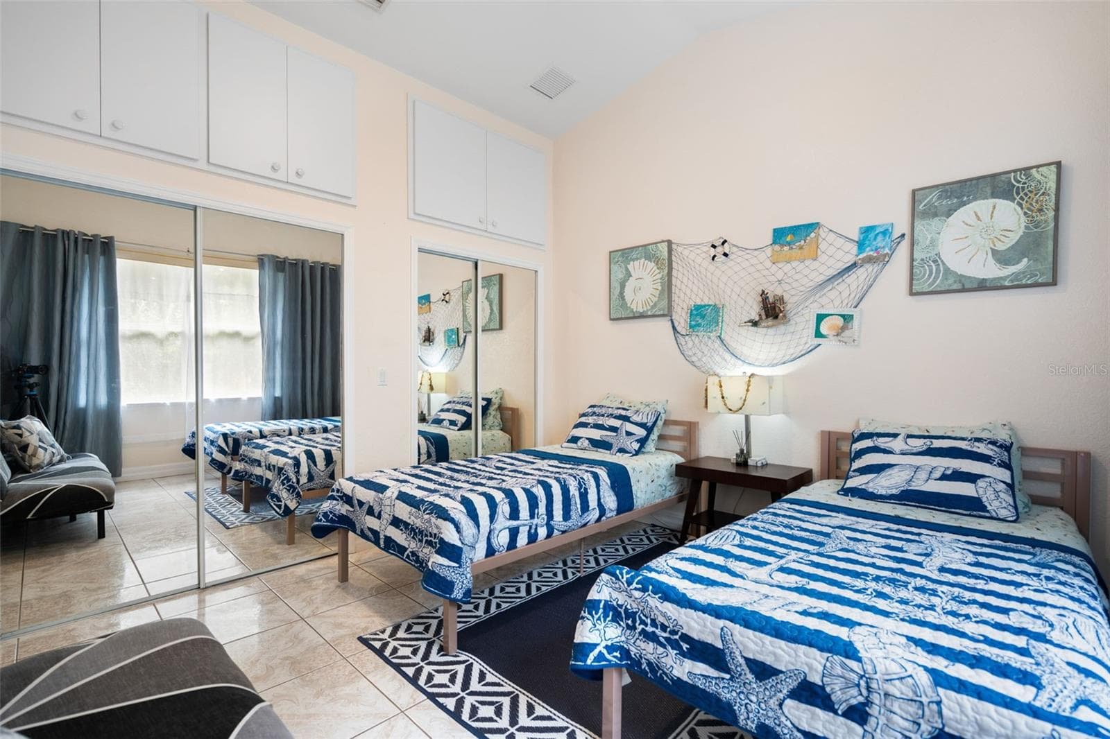 Single Family Residence at 333 ORDUNA DR, NORTH PORT, photo 28 of 45