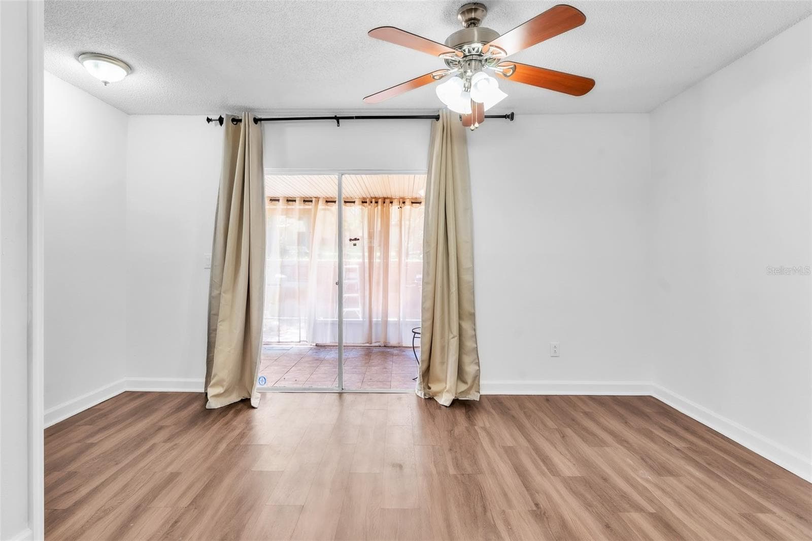 Townhouse at 3303 BRIGADOON DR, CLEARWATER, photo 14 of 47