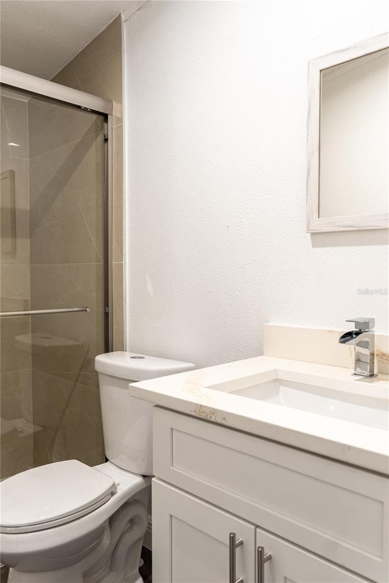 Fully Renovated Bathroom - 1809 NE 162ND ST, CITRA
