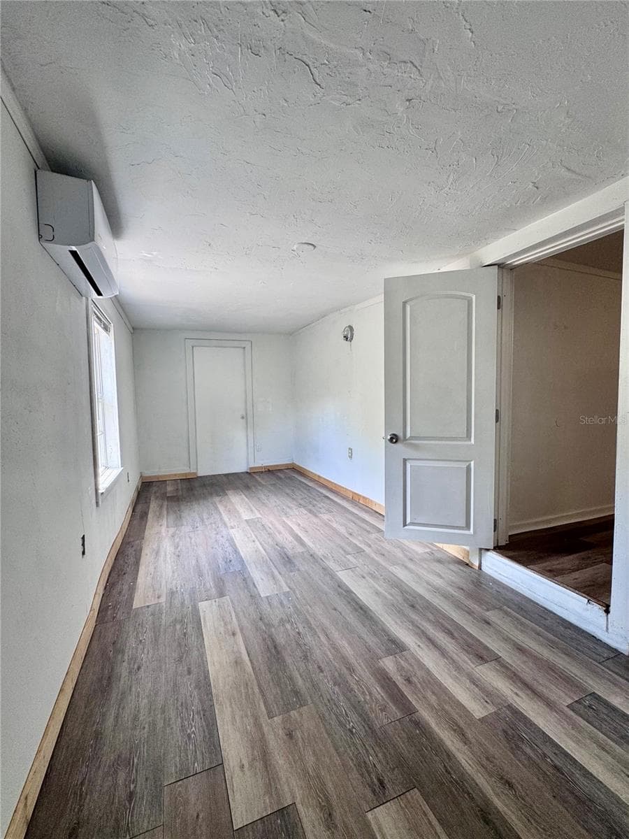 Single Family Residence at 3520 19TH ST E, BRADENTON, photo 12 of 32