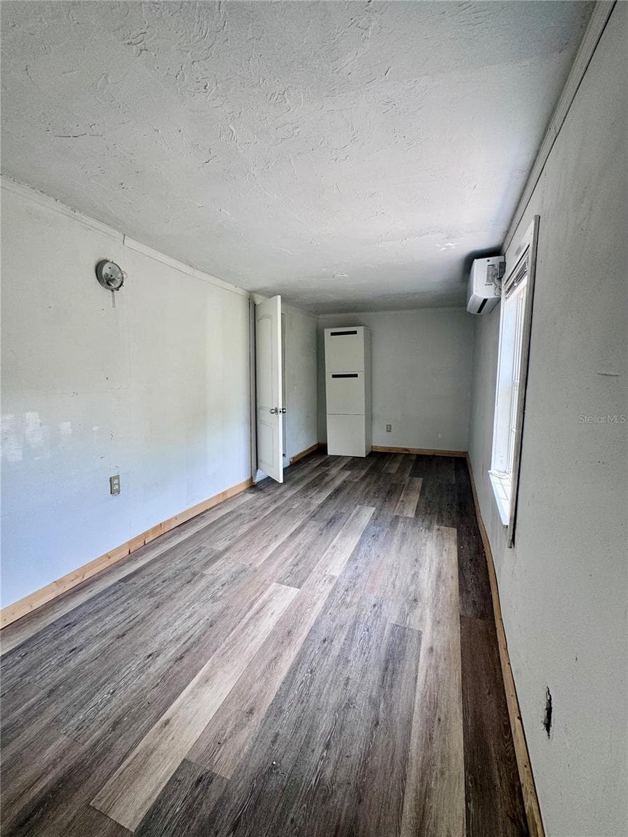Single Family Residence at 3520 19TH ST E, BRADENTON, photo 13 of 32