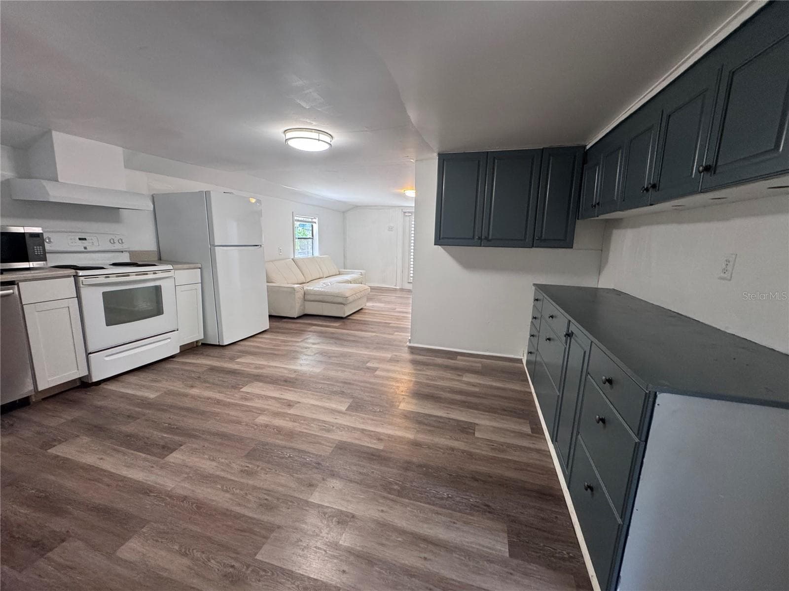 Single Family Residence at 3520 19TH ST E, BRADENTON, photo 15 of 32