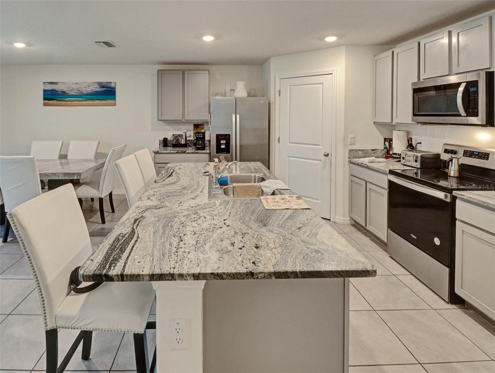 Single Family Residence at 1202 TAHITIAN SUNRISE DR, PLANT CITY, photo 5 of 15