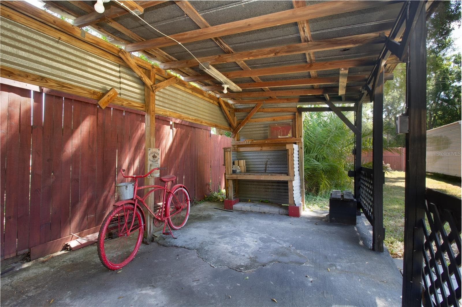 Single Family Residence at 7716 E COMANCHE AVE, TAMPA, photo 31 of 48